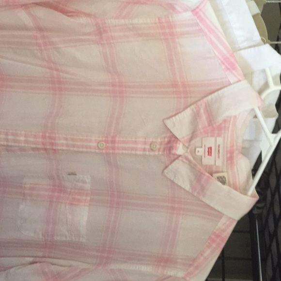 Shirts - Picture 4 of 7